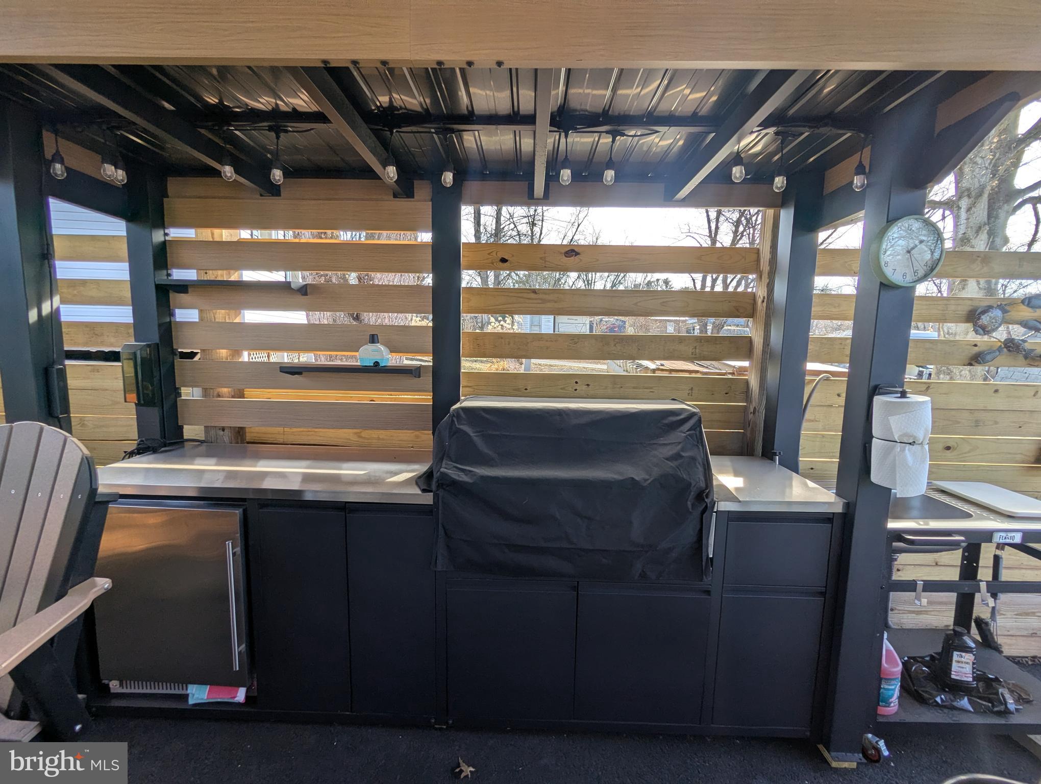 9 Jollywood Road Falling Waters, WV 25419 - Photo 16 of 26