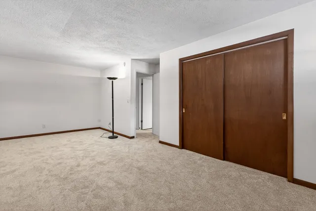 $439,900 | 308 Rustic Lane, Algonquin, IL 60102