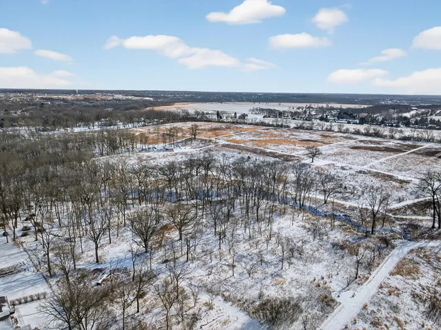 $439,900 | 308 Rustic Lane, Algonquin, IL 60102