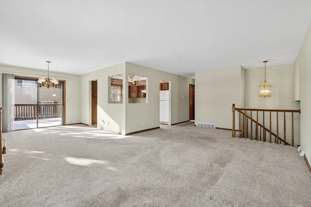 $439,900 | 308 Rustic Lane, Algonquin, IL 60102