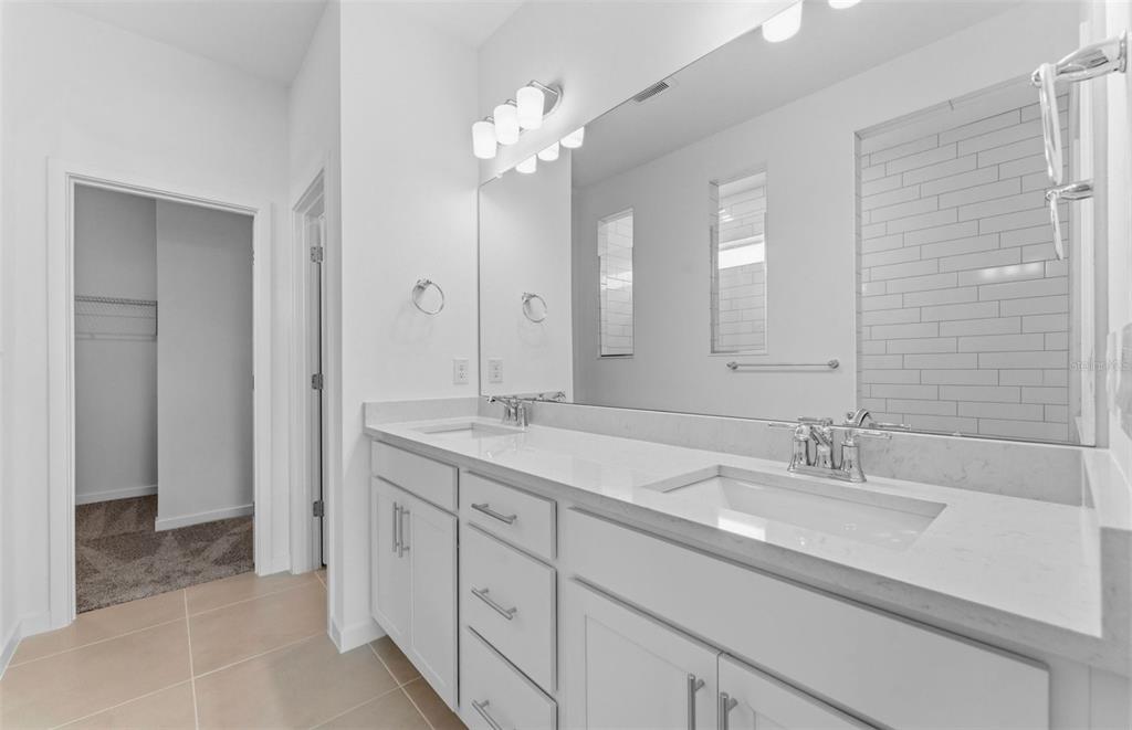9738 Autumn Rdg Avenue Riverview, FL 33578 - Photo 8 of 33