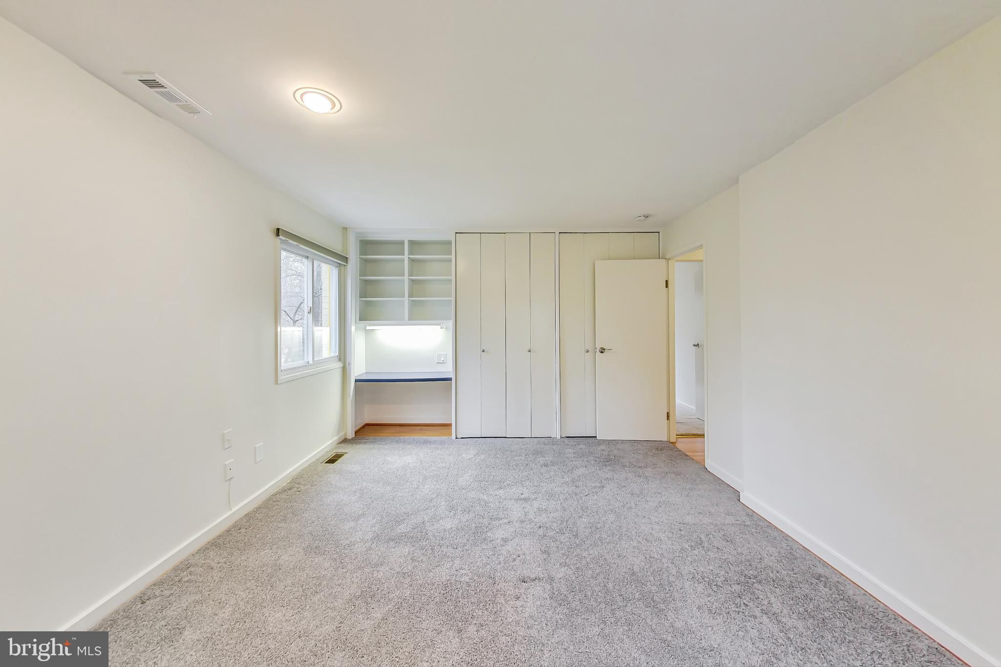 8100 Hamilton Spring Road Bethesda, MD 20817 - Photo 18 of 58