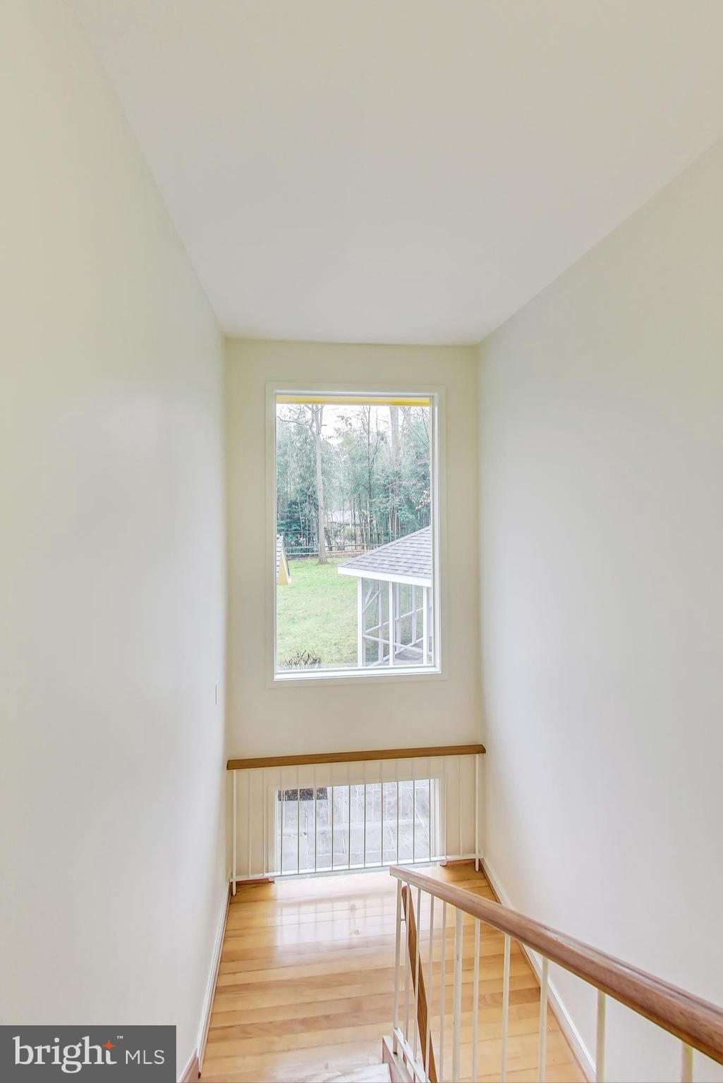 8100 Hamilton Spring Road Bethesda, MD 20817 - Photo 30 of 58