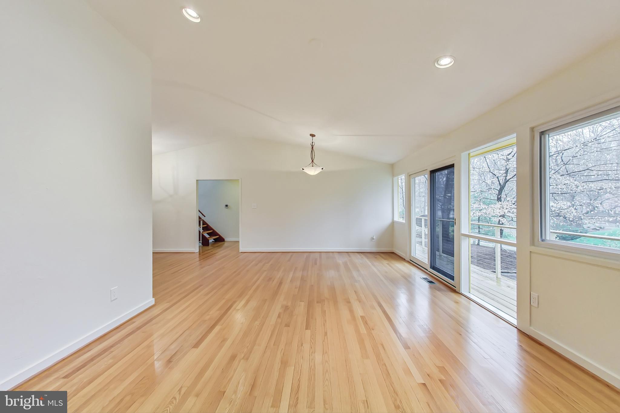 8100 Hamilton Spring Road Bethesda, MD 20817 - Photo 3 of 58