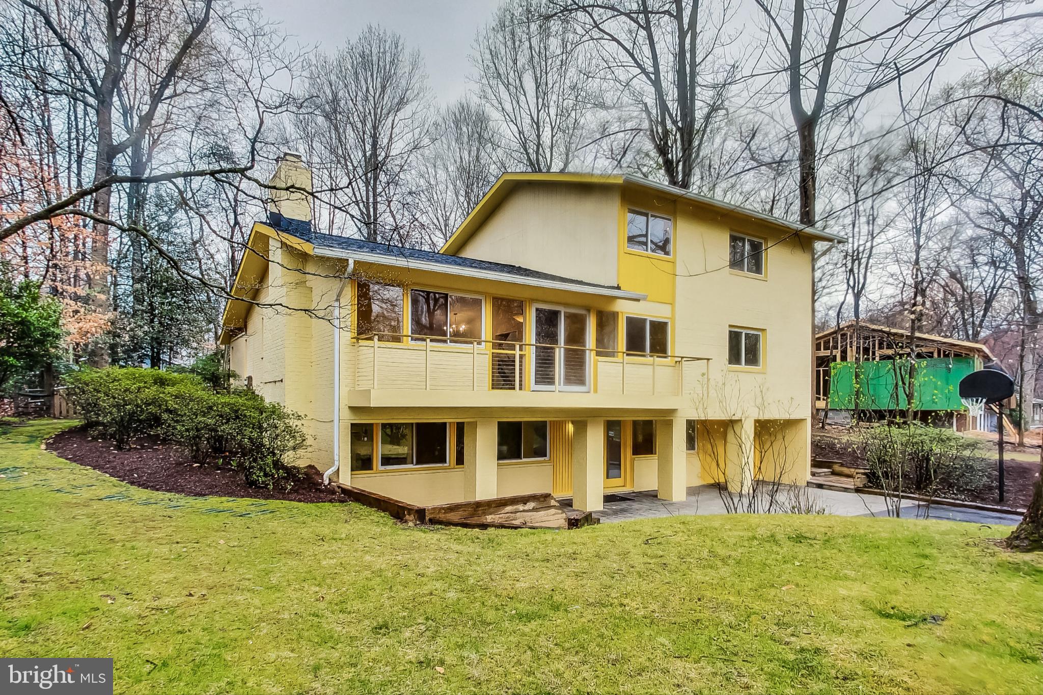 8100 Hamilton Spring Road Bethesda, MD 20817 - Photo 56 of 58