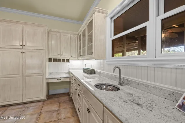 $665,000 | 176 Northshore Boulevard, Madison, MS 39110