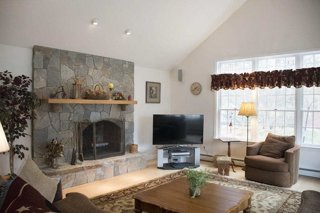 13 College Road Burlington, MA 01803 - Photo 6 of 28 Gallery Image 6