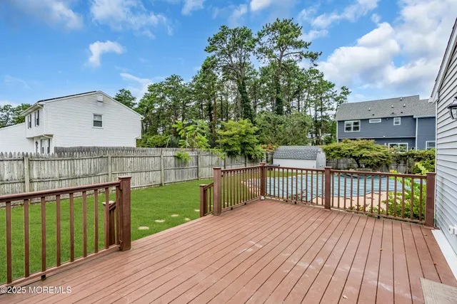 $563,999 | 801 Middlesex Street, Toms River, NJ 08757