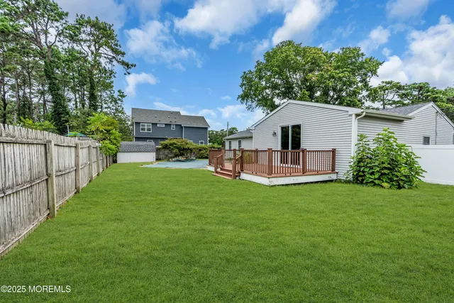 $563,999 | 801 Middlesex Street, Toms River, NJ 08757