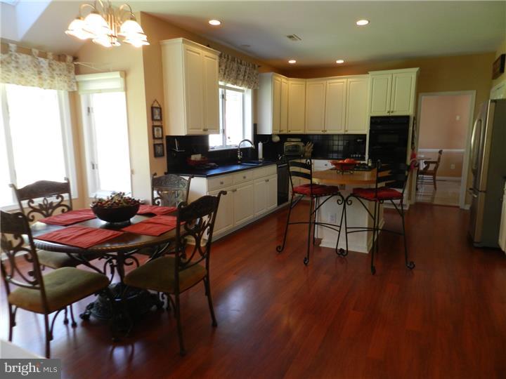 323 Windy Run Road Doylestown, PA 18901 - Photo 3 of 17 Kitchen