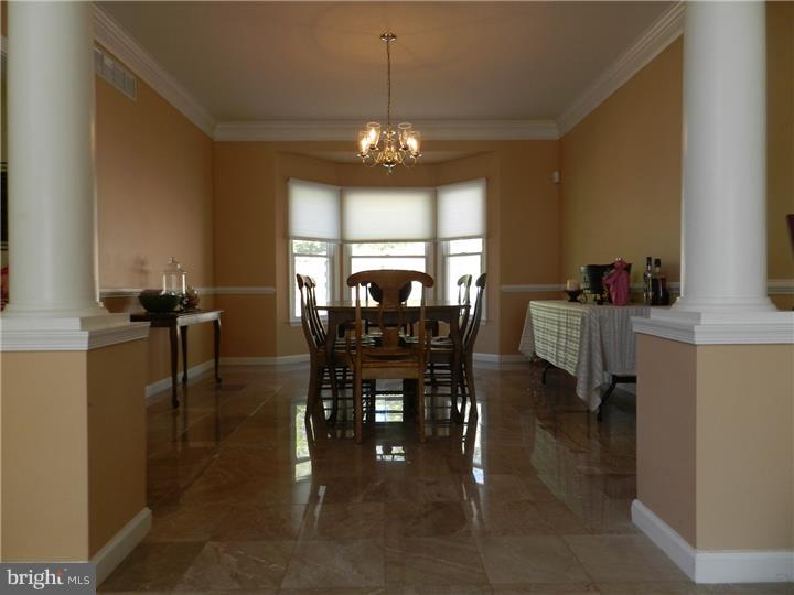 323 Windy Run Road Doylestown, PA 18901 - Photo 6 of 17 Dining Room