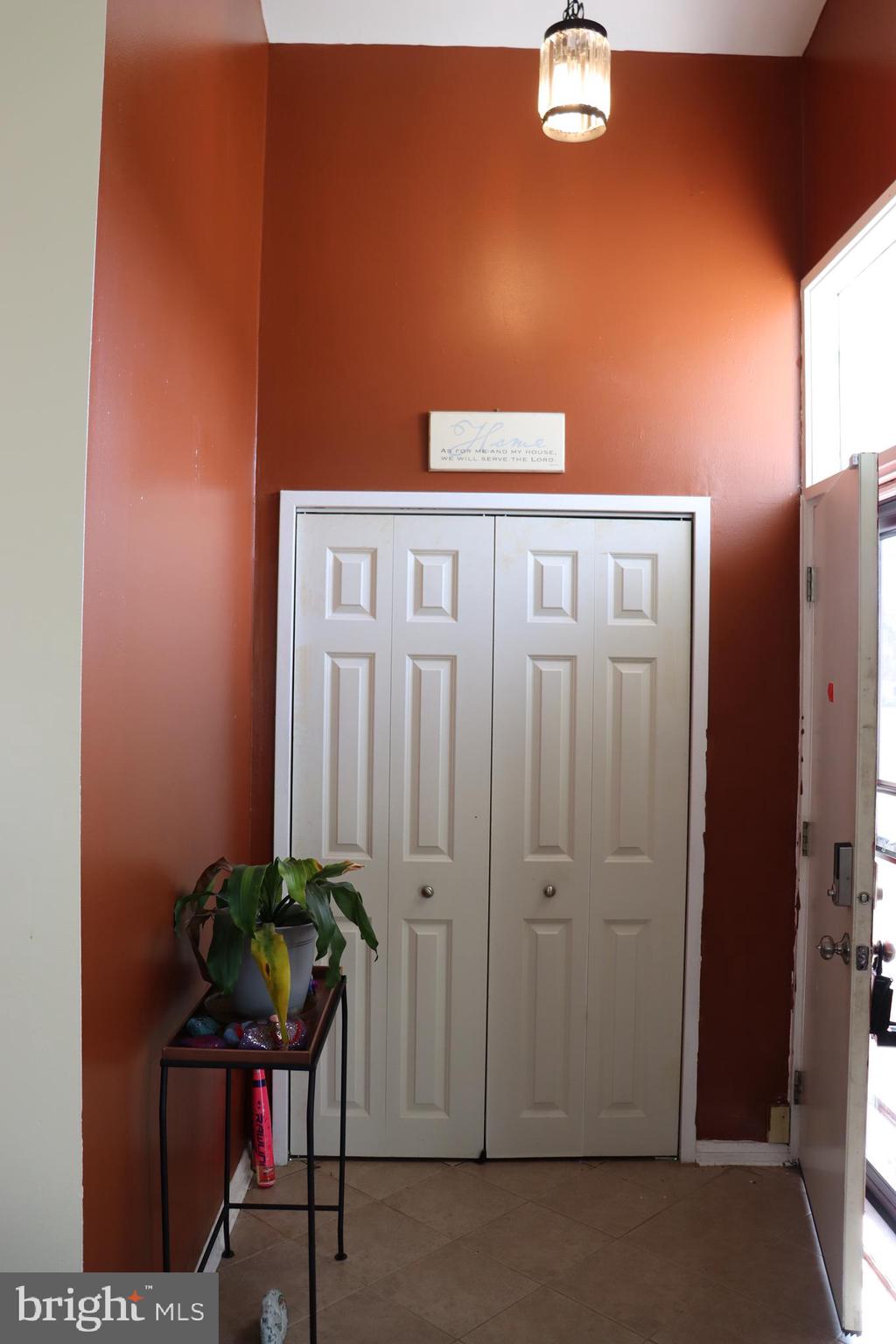 6816 Fox Meadow Road Gwynn Oak, MD 21207 - Photo 26 of 51 Foyer