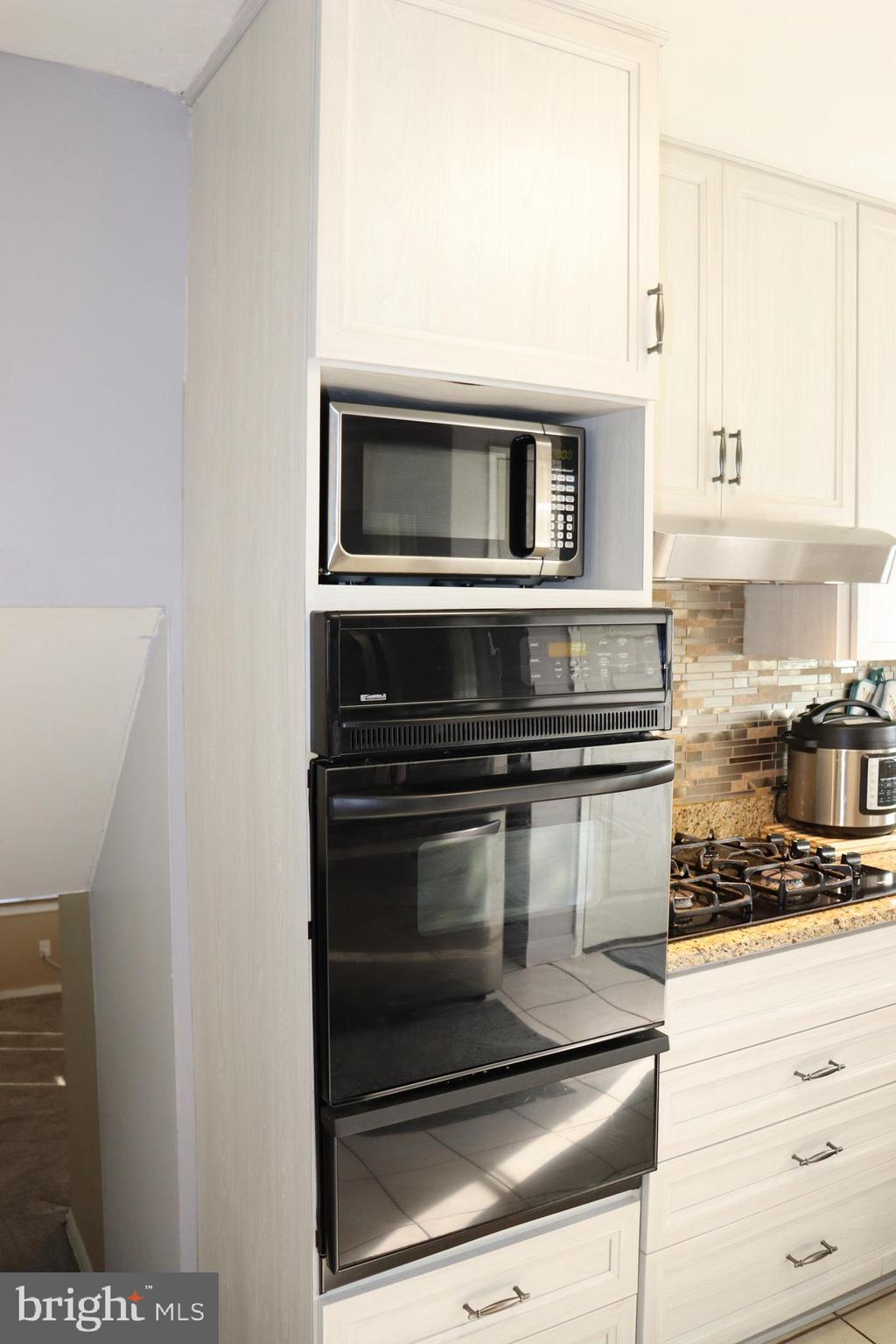 6816 Fox Meadow Road Gwynn Oak, MD 21207 - Photo 31 of 51 Wall Oven