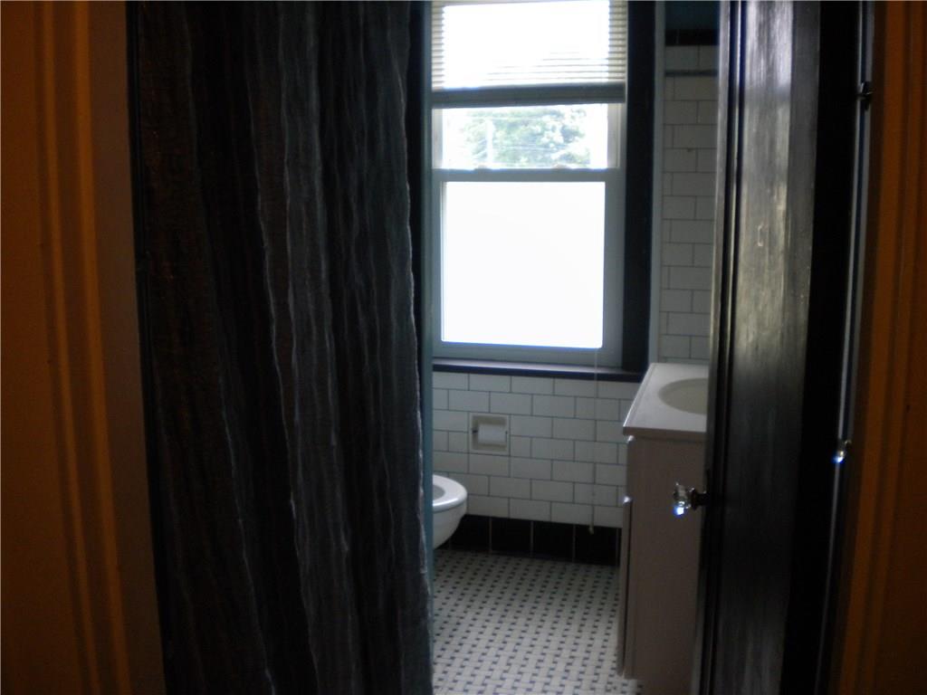 5615 Library Road Bethel Park, PA 15102 - Photo 11 of 25 Gallery Image 11