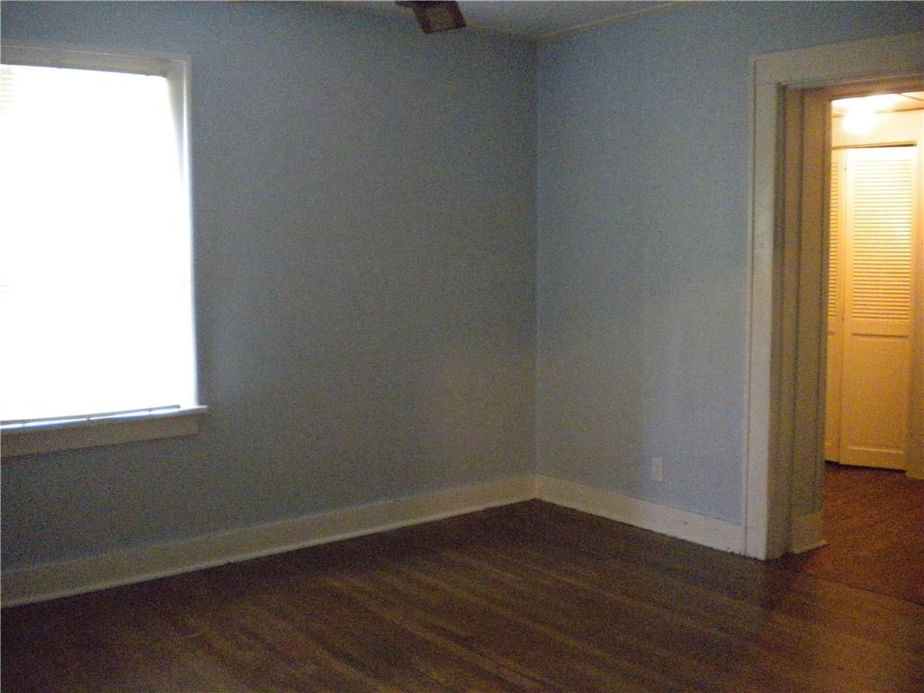 5615 Library Road Bethel Park, PA 15102 - Photo 16 of 25 Gallery Image 16