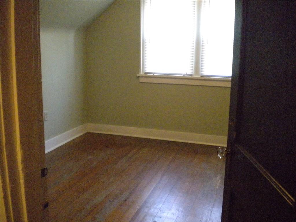 5615 Library Road Bethel Park, PA 15102 - Photo 17 of 25 Gallery Image 17