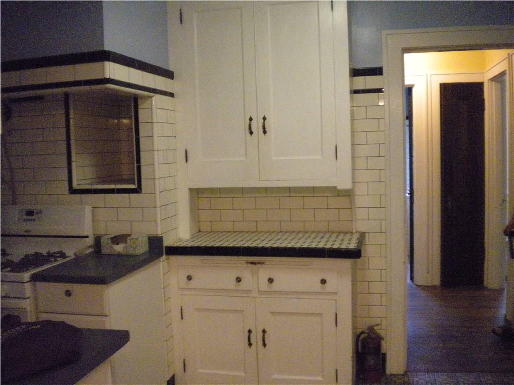 5615 Library Road Bethel Park, PA 15102 - Photo 8 of 25 Gallery Image 8