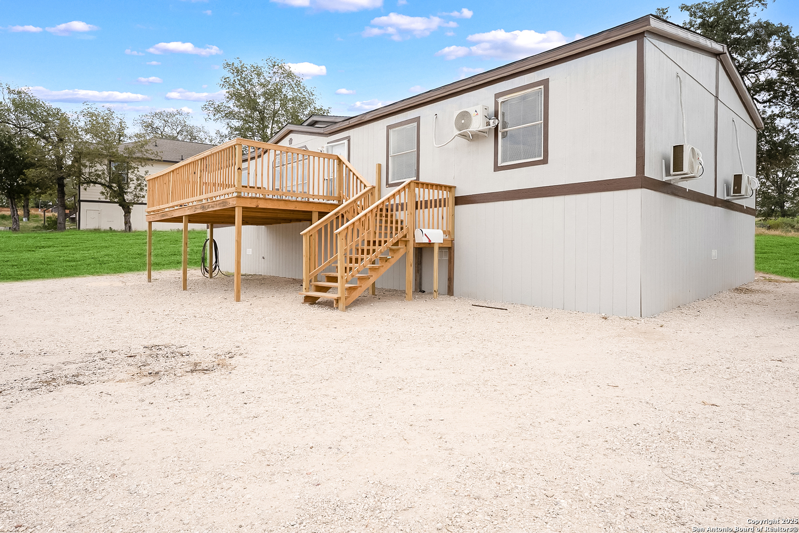 145 Sandy Ridge Drive Poteet, TX 78065 - Photo 18 of 52