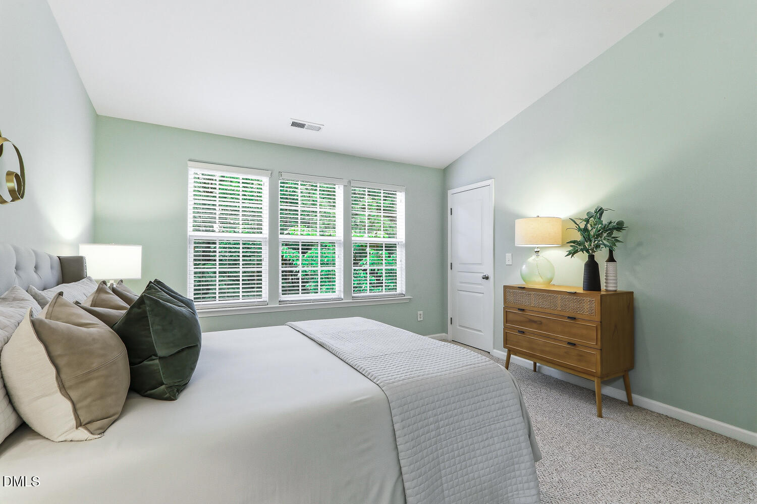 7612 Canvas Art Terrace Raleigh, NC 27617 - Photo 20 of 46 017