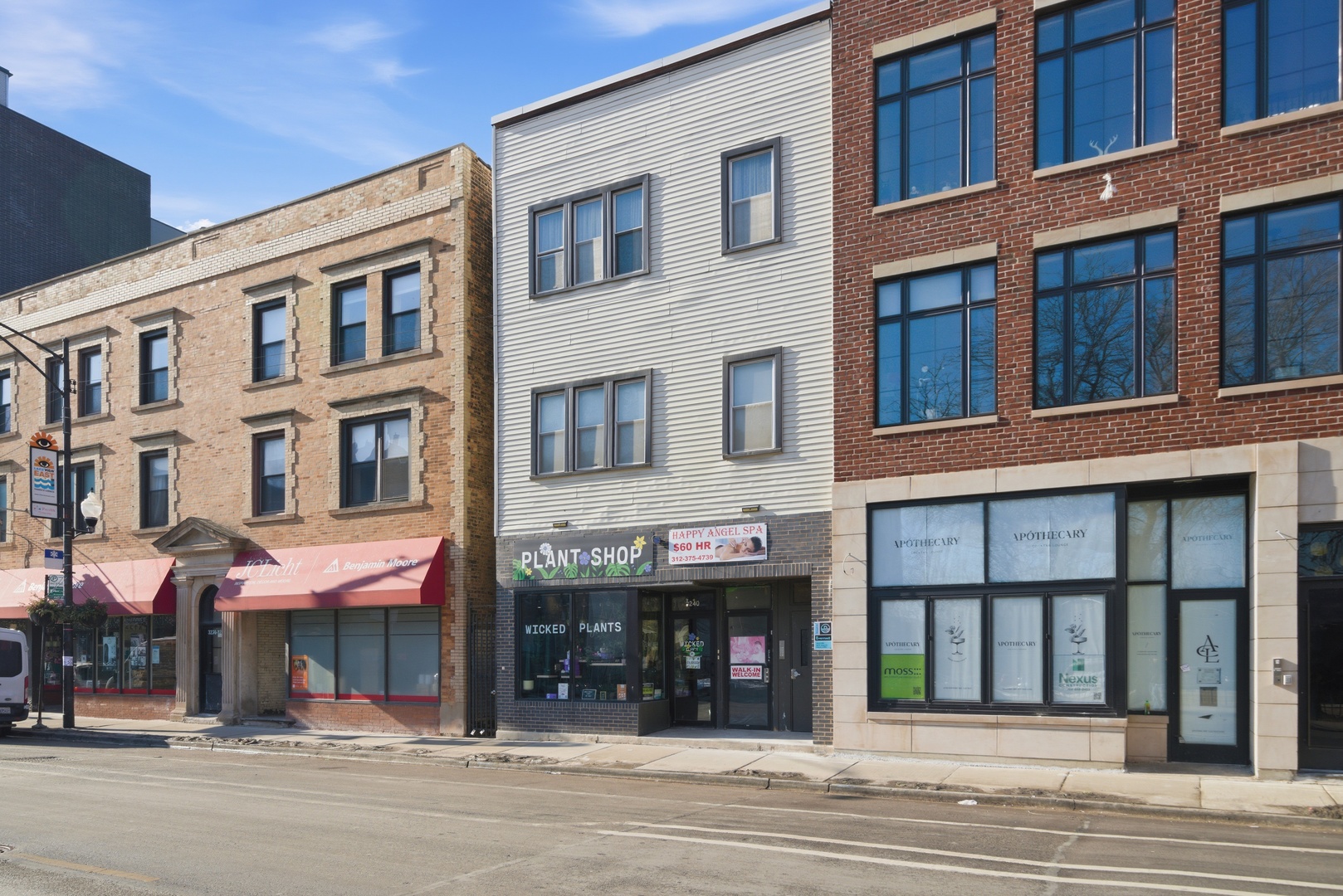 3240 North Clark Street Chicago, IL 60657 - Photo 2 of 10