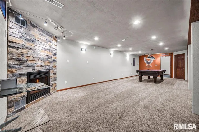 $325,000 | 1404 West Elm Street, Chillicothe, IL 61523