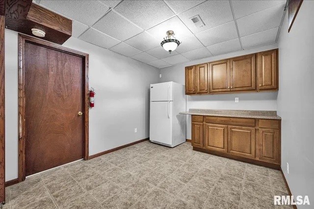 $325,000 | 1404 West Elm Street, Chillicothe, IL 61523