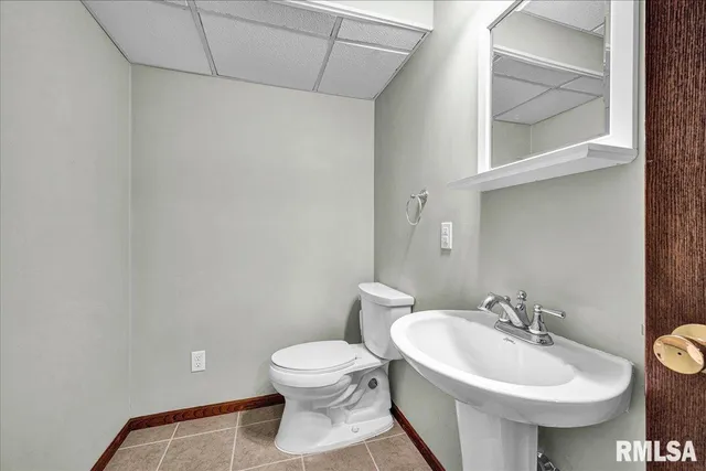 $325,000 | 1404 West Elm Street, Chillicothe, IL 61523