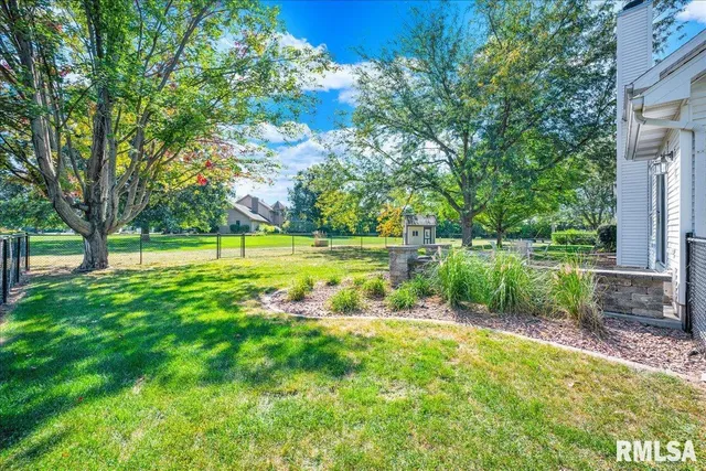 $325,000 | 1404 West Elm Street, Chillicothe, IL 61523