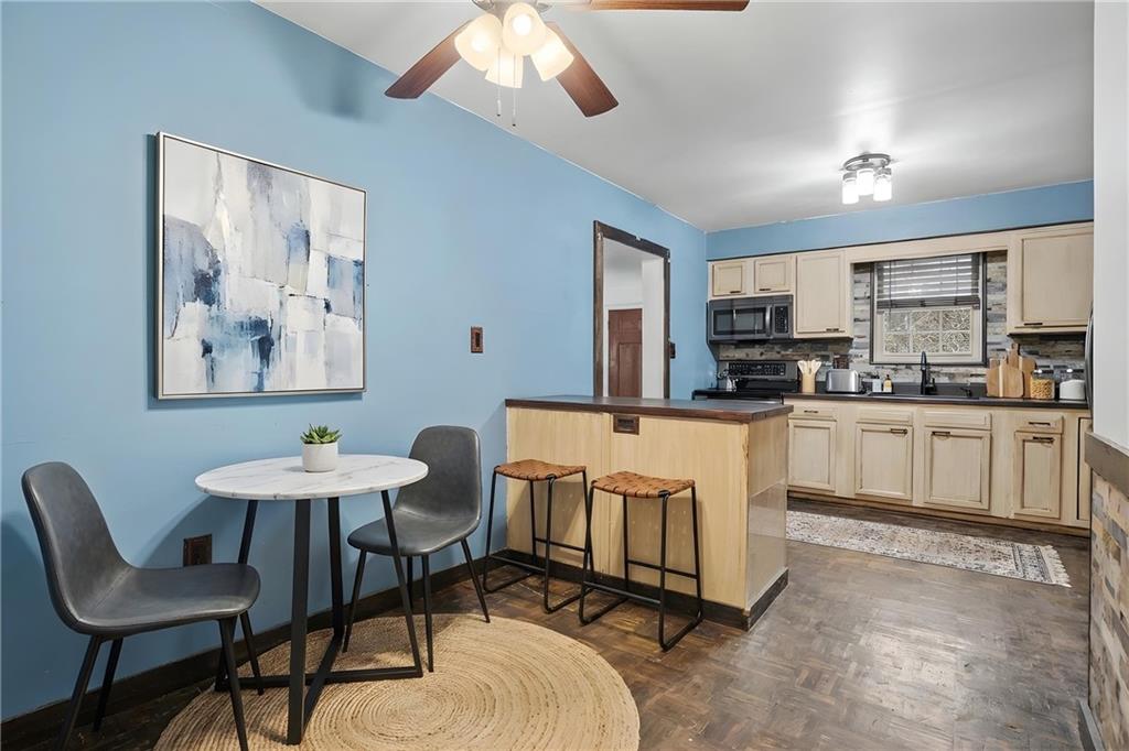 246 Hickory Street McKees Rocks, PA 15136 - Photo 11 of 35