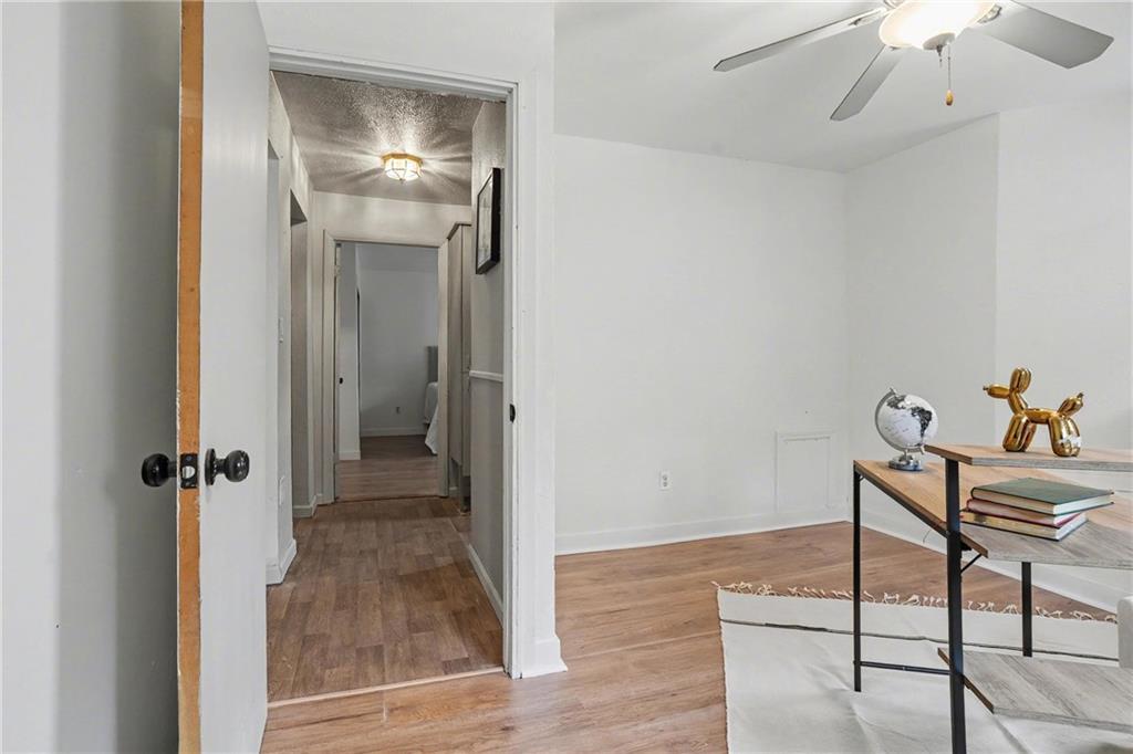 246 Hickory Street McKees Rocks, PA 15136 - Photo 22 of 35