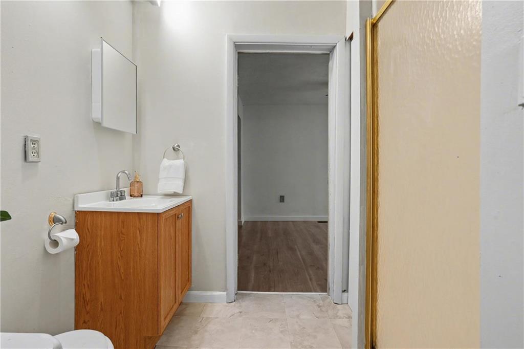 246 Hickory Street McKees Rocks, PA 15136 - Photo 28 of 35