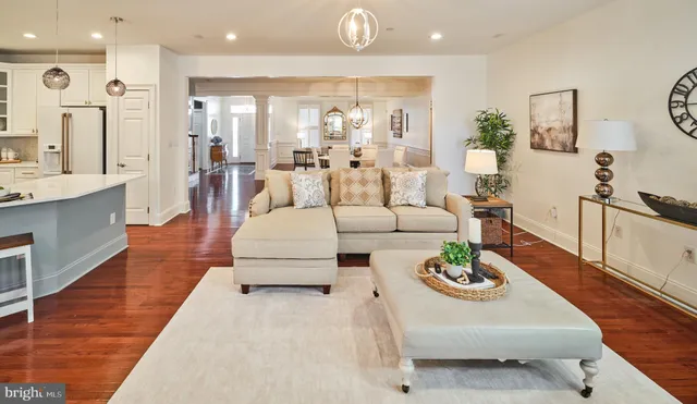 $1,050,000 | 21 South Lincoln Avenue, Newtown, PA 18940