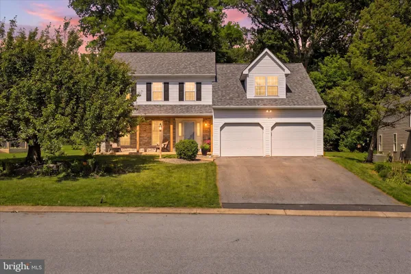 $599,900 | 216 Juniper Drive, Lancaster, PA 17602