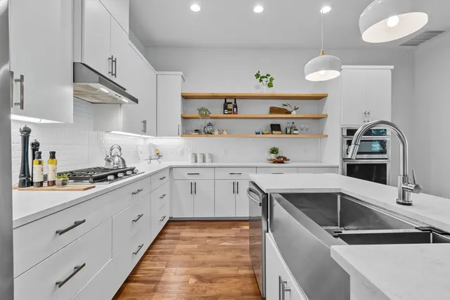 $4,000 | 2712 Oak Springs Drive, Unit A, Austin, TX 78702