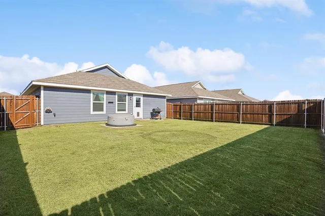 $1,775 | 5448 Finbrooke Drive, Princeton, TX 75407