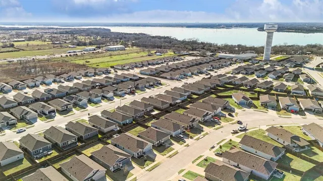 $1,775 | 5448 Finbrooke Drive, Princeton, TX 75407