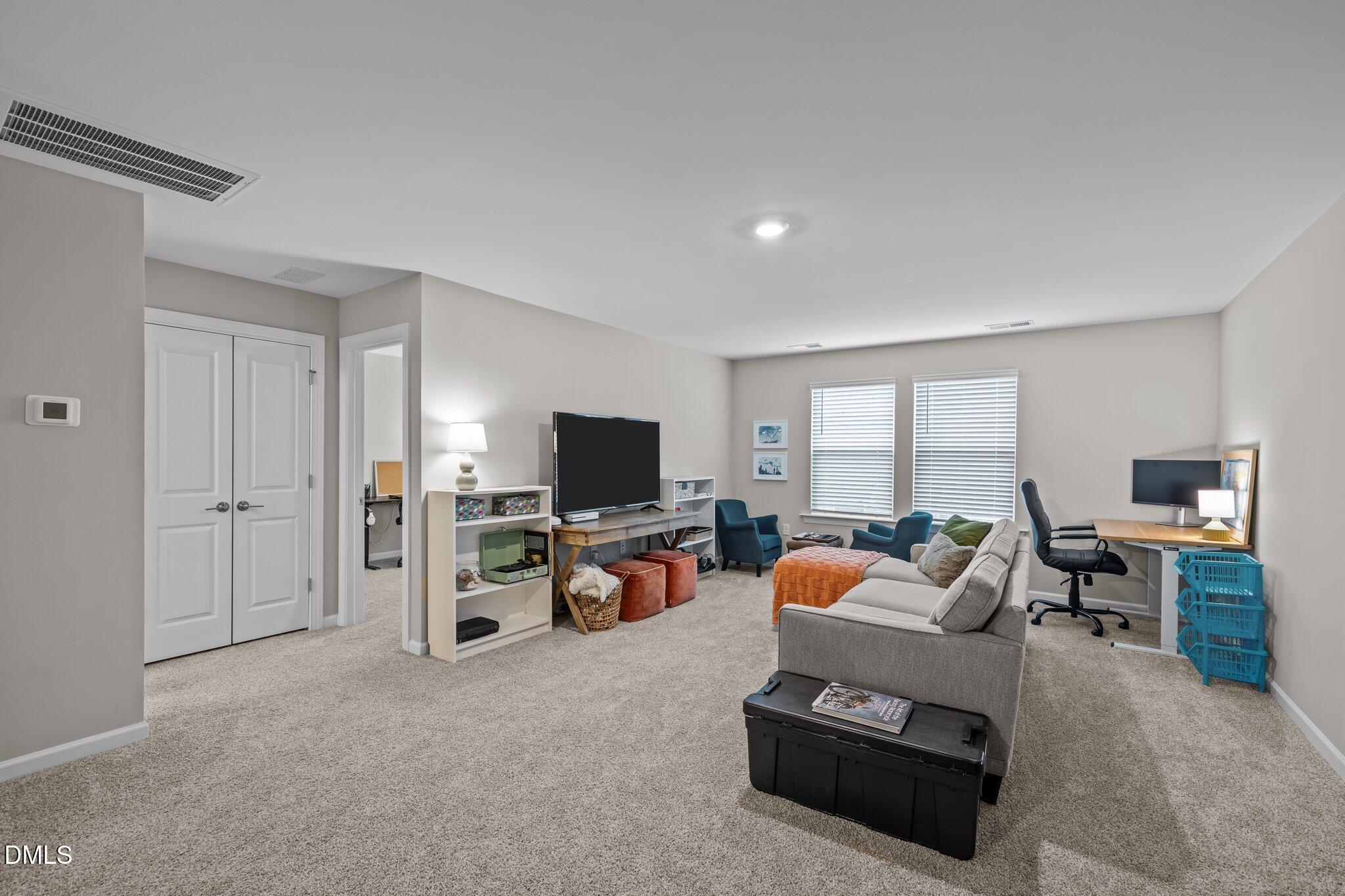 1726 Wimberly Road Apex, NC 27523 - Photo 20 of 32 33-web-or-mls-5Z8A6176