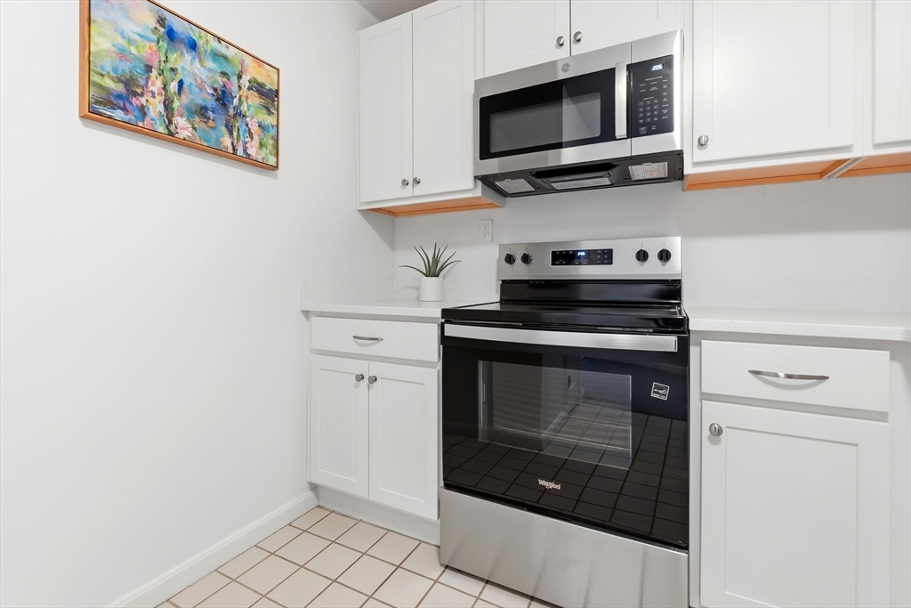 80 Wingate Street, Unit 2D Haverhill, MA 01832 - Photo 5 of 21