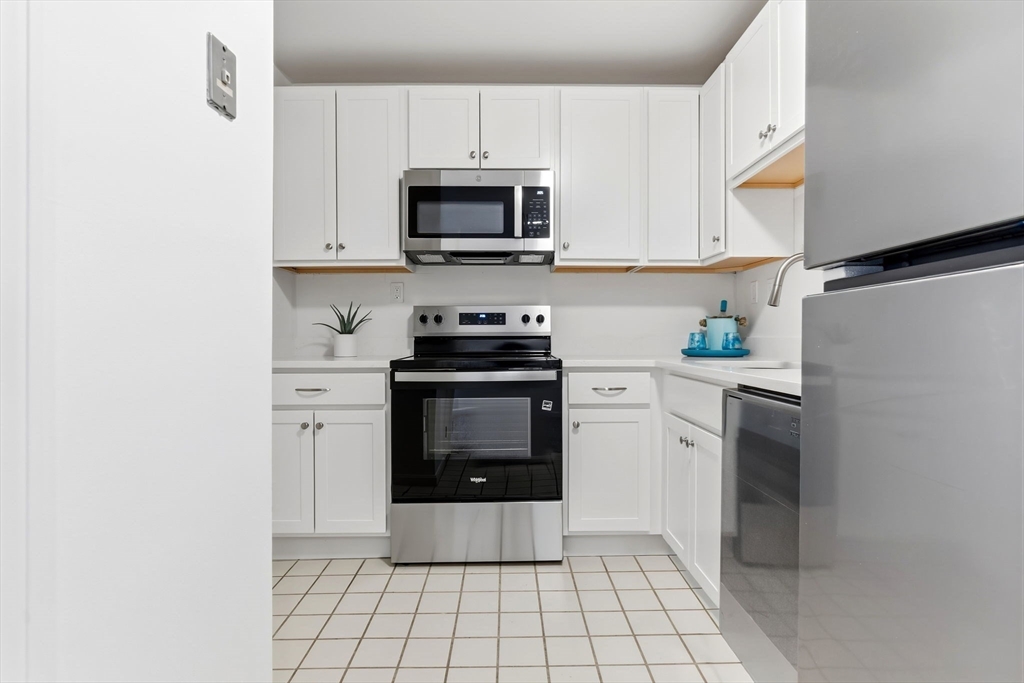 80 Wingate Street, Unit 2D Haverhill, MA 01832 - Photo 6 of 21