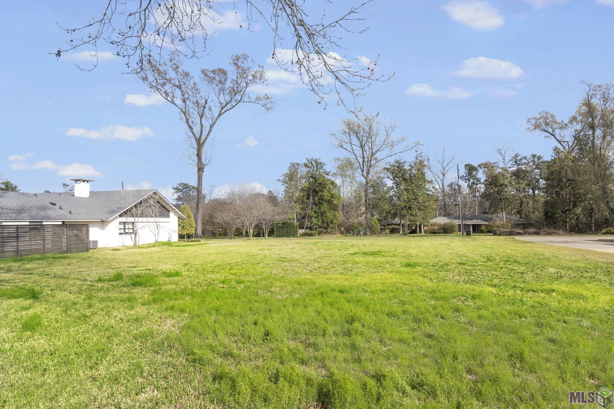 2630 Fairway Drive Baton Rouge, LA 70809 - Photo 8 of 10