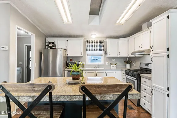 $459,950 | 25 North Bybee Lane, Yerington, NV 89447