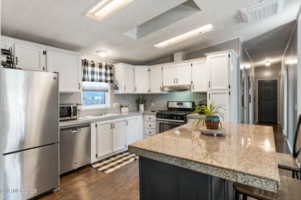 $459,950 | 25 North Bybee Lane, Yerington, NV 89447