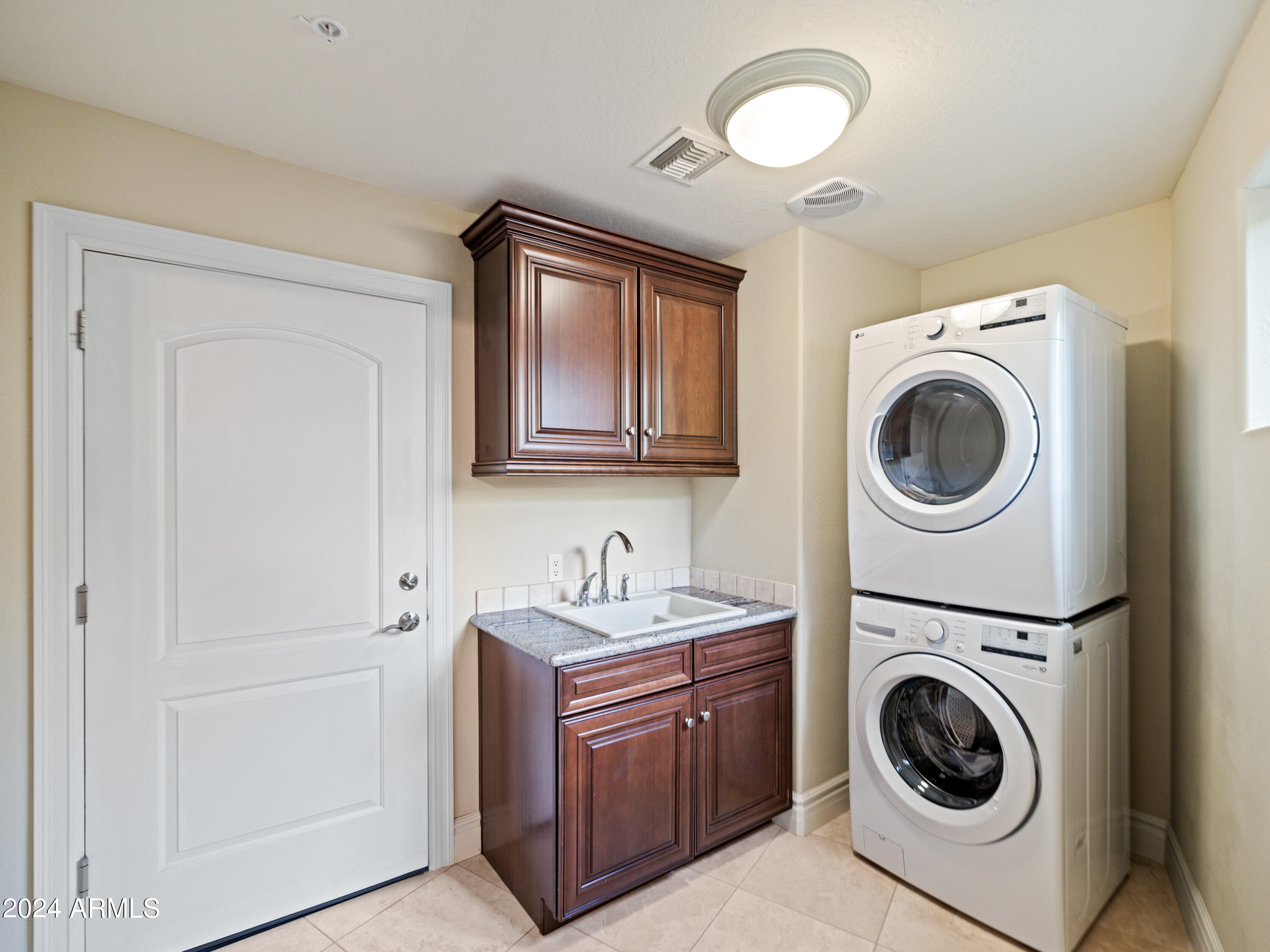 7323 East Gainey Ranch Road, Unit 14 Scottsdale, AZ 85258 - Photo 12 of 46 DSCF3284