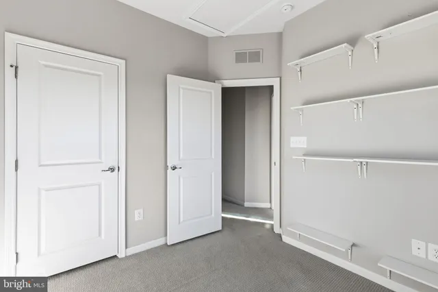 $490,000 | 10512 Presidential Parkway, Upper Marlboro, MD 20772