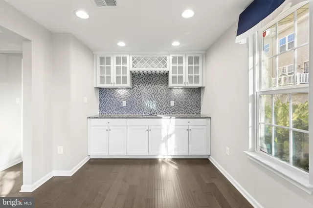 $490,000 | 10512 Presidential Parkway, Upper Marlboro, MD 20772