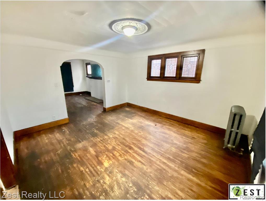 14300 Strathmoor Street Detroit, MI 48227 - Photo 2 of 19