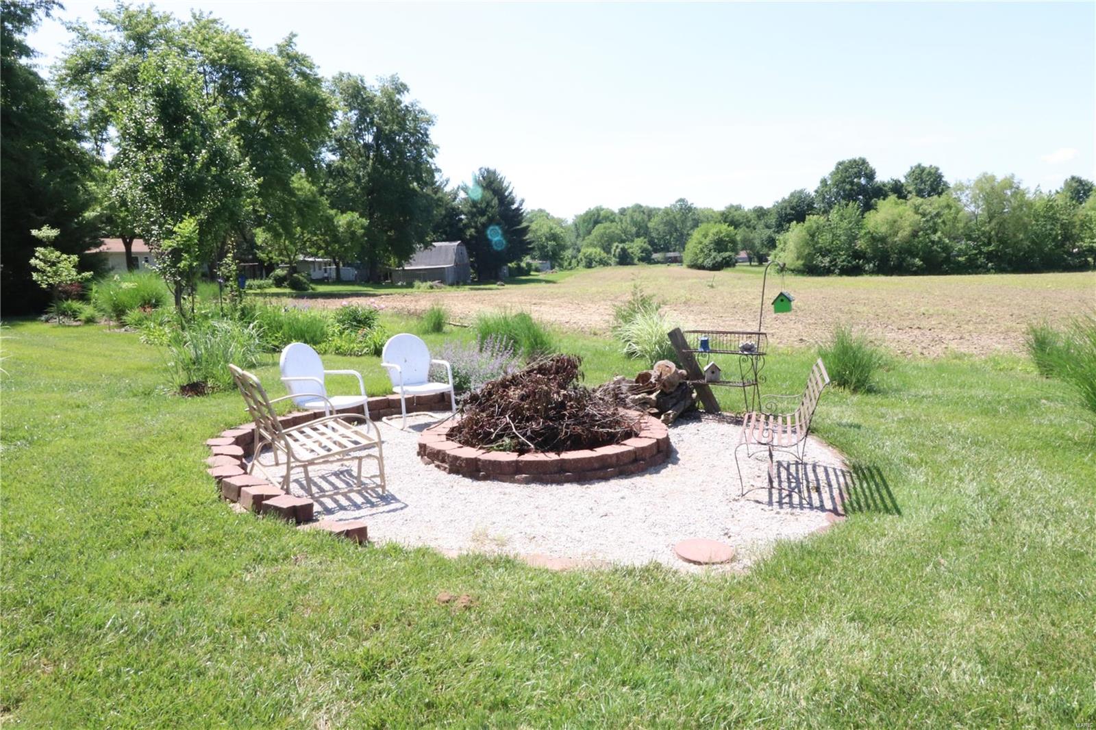 1002 Hohrein Road Lebanon, IL 62254 - Photo 33 of 33