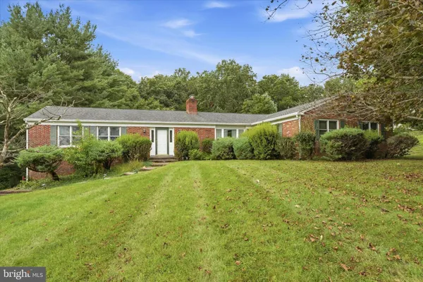 $679,900 | 5632 South Deer Run Road, Doylestown, PA 18902