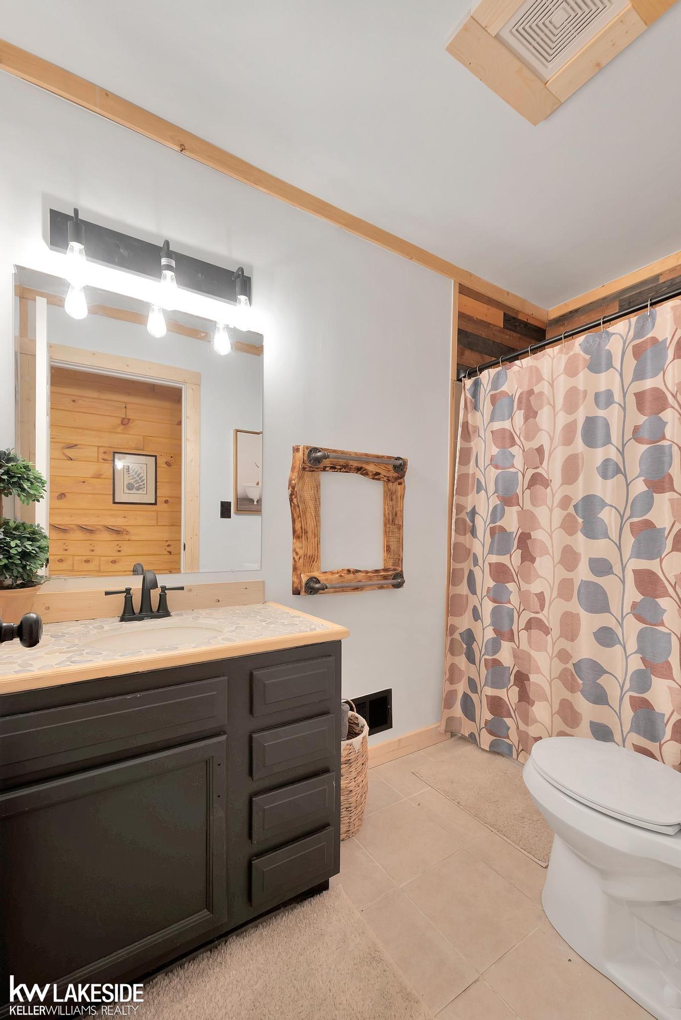 6650 Derby Road Applegate, MI 48401 - Photo 24 of 47 50108792-23.JPG