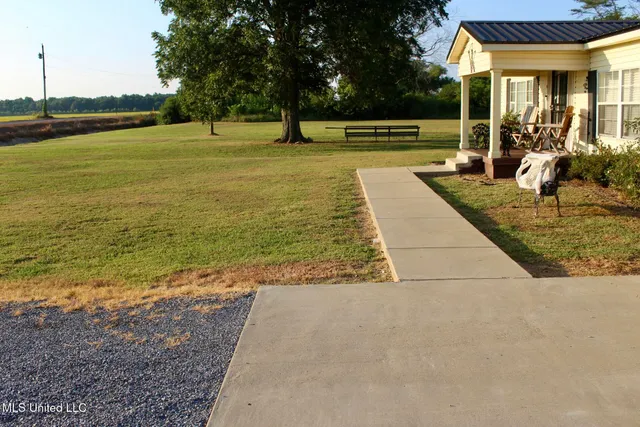 $155,000 | 2284 Pride Road, Batesville, MS 38606